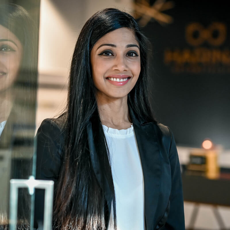 Dr. Harina Thyriar, Optometrist, certified in ocular pathology, providing emergency eye care in Mont-Royal