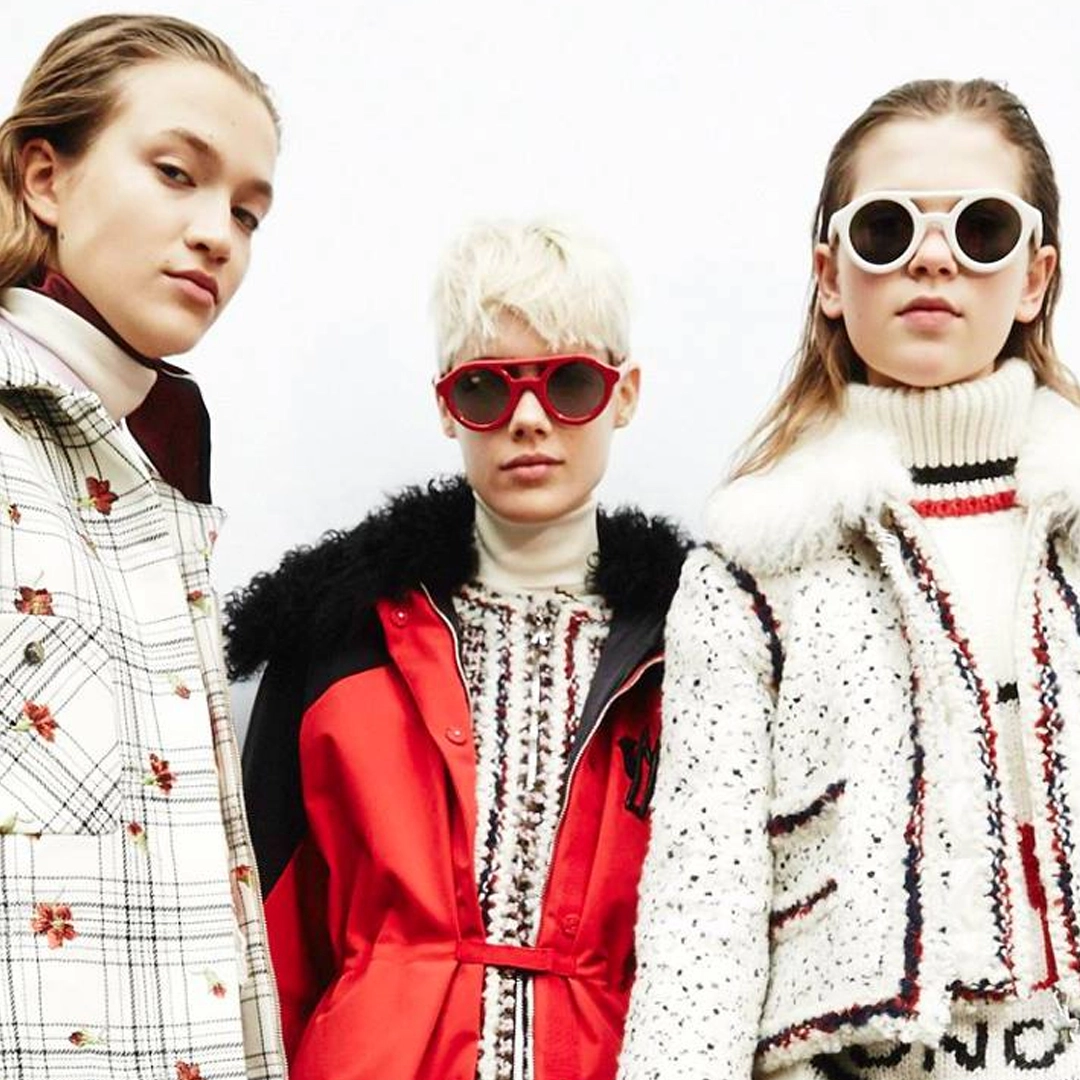 Lunettes Moncler sportives et techniques conçues pour la performance et le style.